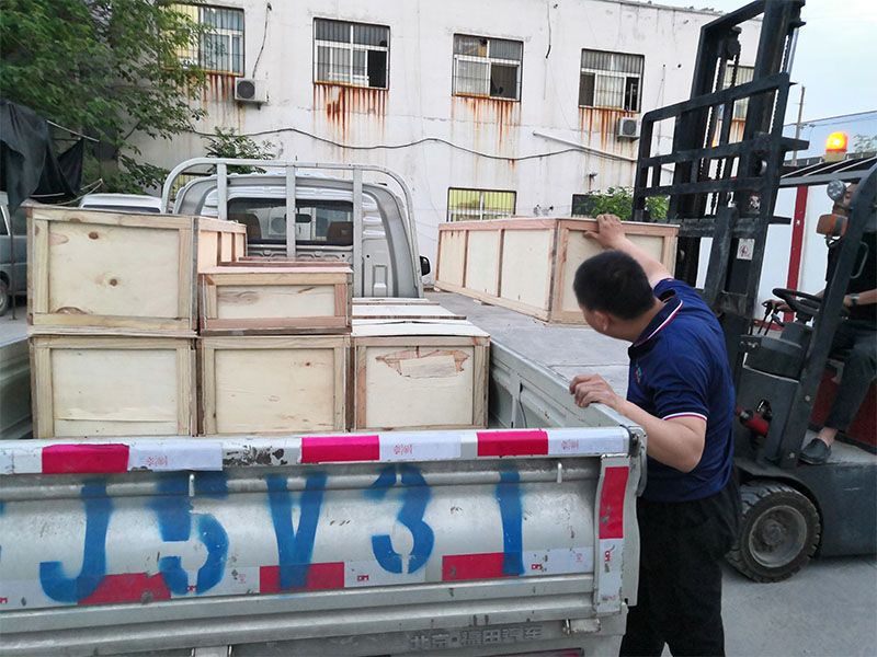 發(fā)貨現(xiàn)場(chǎng)